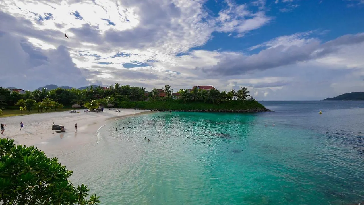 Villa Constantine, Self-Catering Luxury Beach House Eden Island 0*,  Seychelles