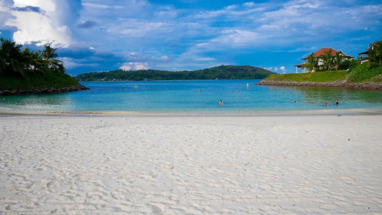 Villa Constantine, Self-Catering Luxury Beach House Eden Island Seychelles